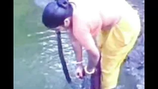 কাম লালসা স্বর্ণকেশী ...