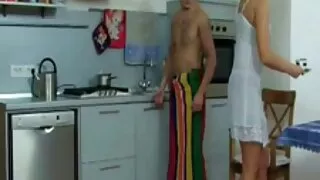 লোভনীয় মিল্ফ ব্র্যা ...
