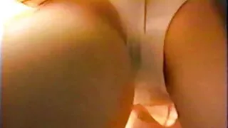ক্যামেরার সামনে কালো ...