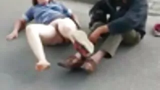লাল কেশিক সরু সৌন্দর ...