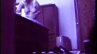 লাল ক্ষীরের কাঁচুলিত ...