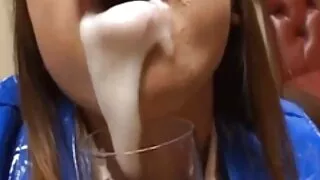 দাড়িওয়ালা ভাই বোন  ...