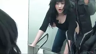 লোভনীয় কাইয়া লিন হ ...
